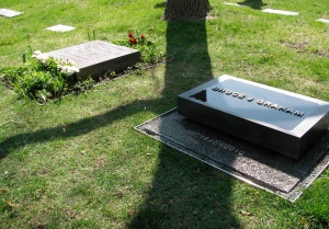 Bruce Graham's memorial stone and Fazlur & Liselotte Khan's gravestone